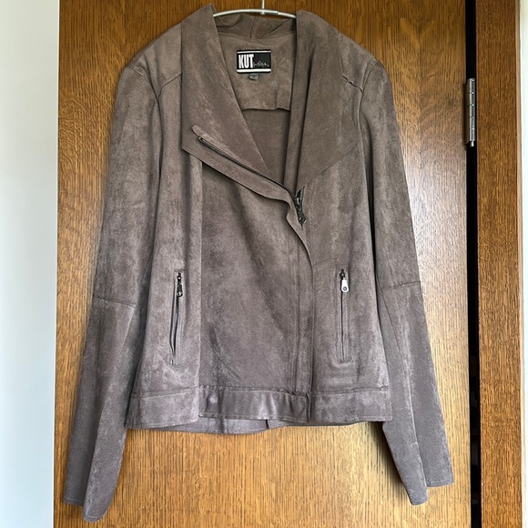 Kut from the Kloth Jackets & Blazers - Faux Suede Moto Jacket (Buff)